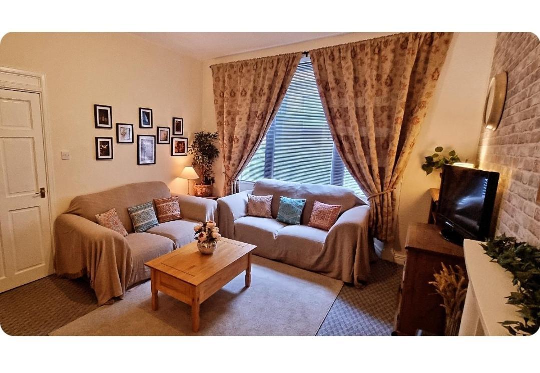 Entire, Main Door, Pet Friendly, Home Away From Home, East Ayrshire Newmilns Exterior foto